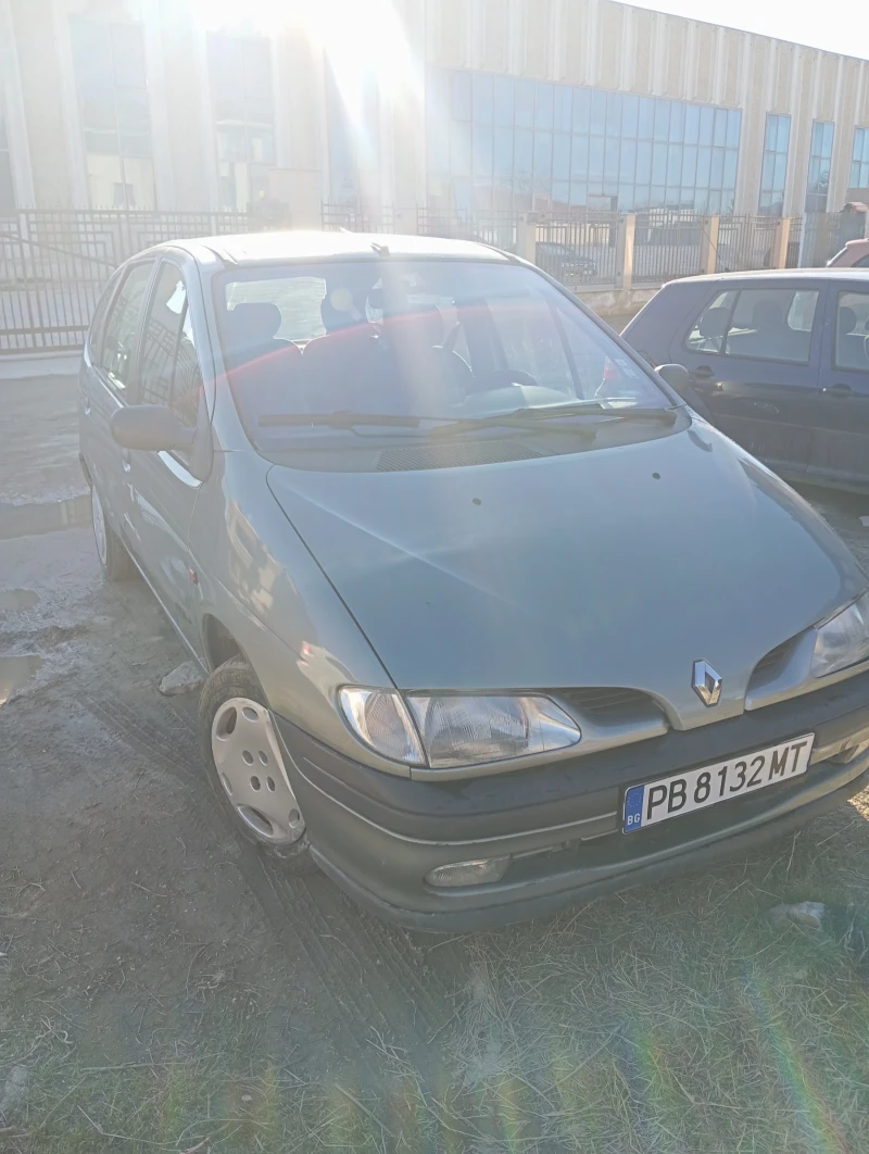 Renault Scenic, снимка 1 - Автомобили и джипове - 49376320