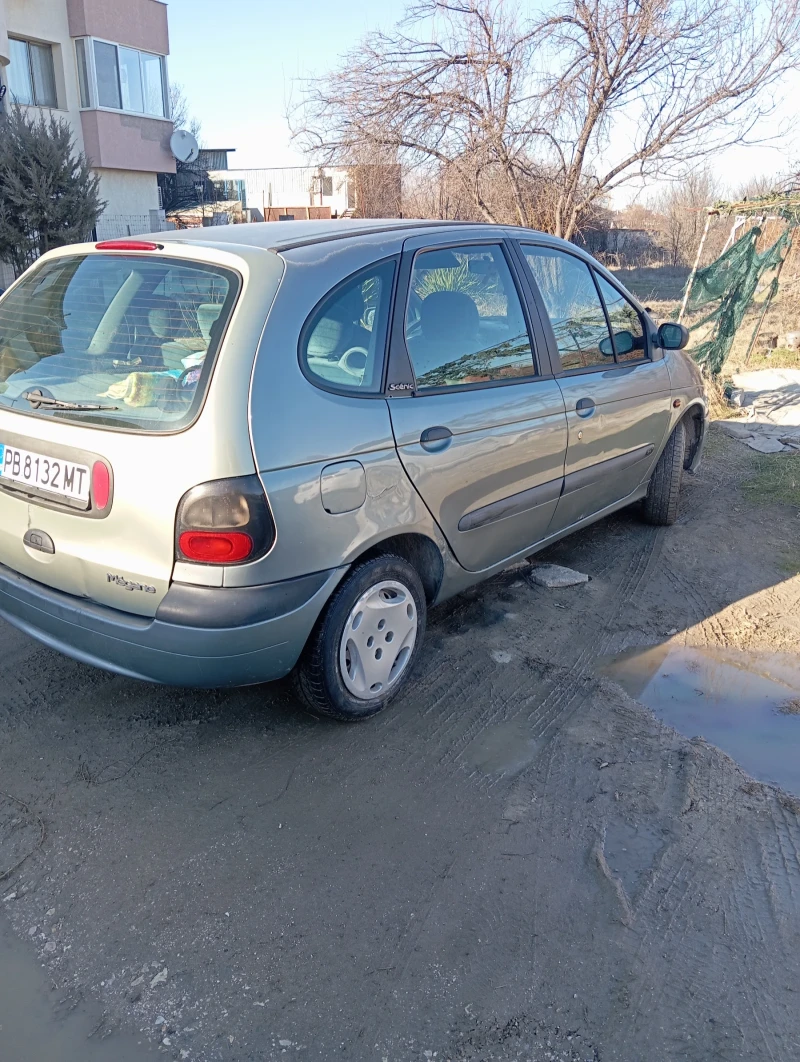 Renault Scenic, снимка 5 - Автомобили и джипове - 49376320