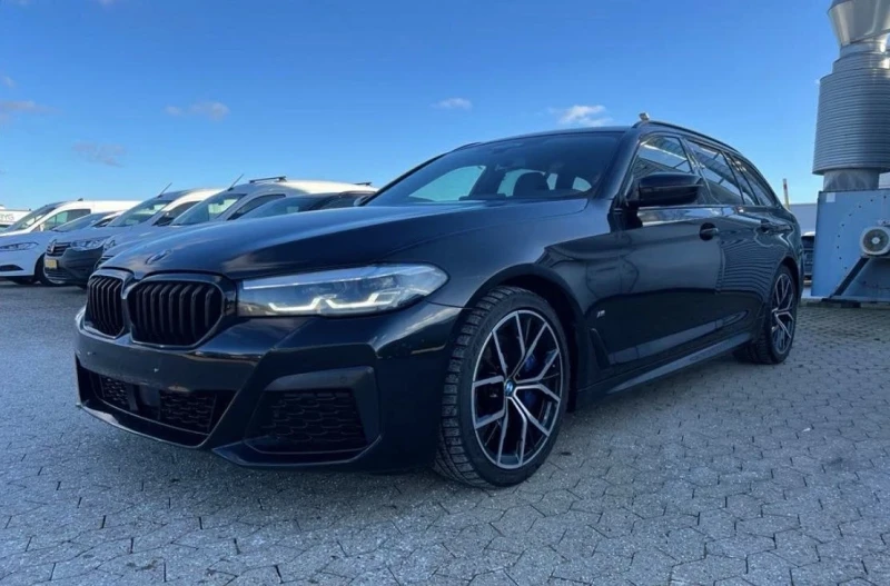 BMW 540 d/XD/Facelift/Mpack/ZF/Virtual/Led/Distronic, снимка 1 - Автомобили и джипове - 49505372