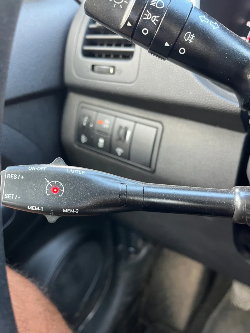 Kia Venga, снимка 8 - Автомобили и джипове - 52331595