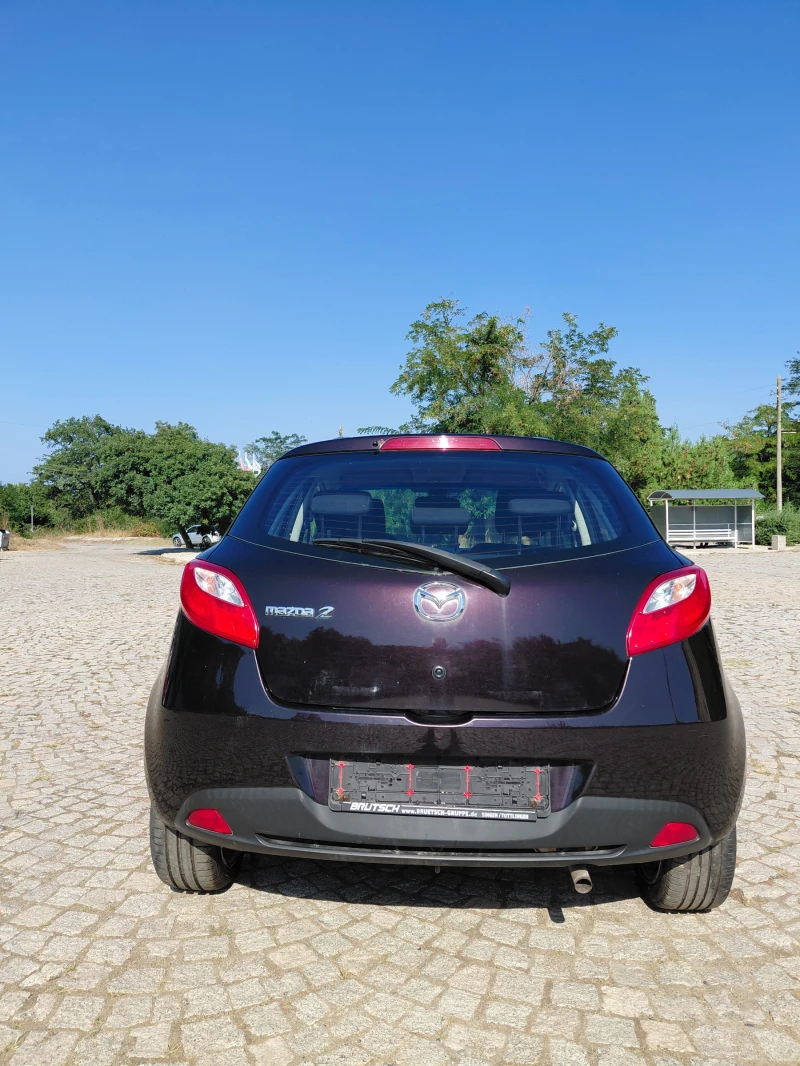 Mazda 2 1.5 i, снимка 3 - Автомобили и джипове - 51456343