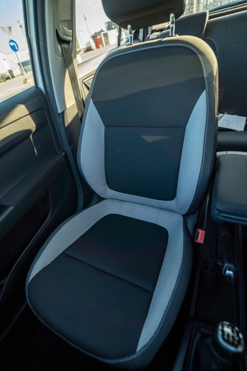 Skoda Fabia Газ, снимка 10 - Автомобили и джипове - 52394952