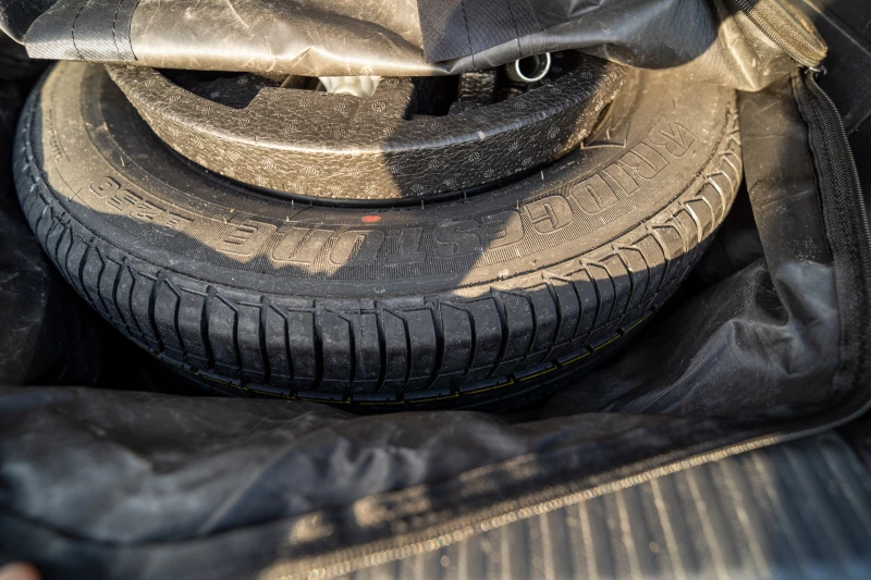 Skoda Fabia Газ, снимка 8 - Автомобили и джипове - 52394952