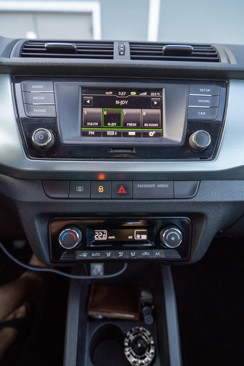 Skoda Fabia Газ, снимка 11 - Автомобили и джипове - 52394952