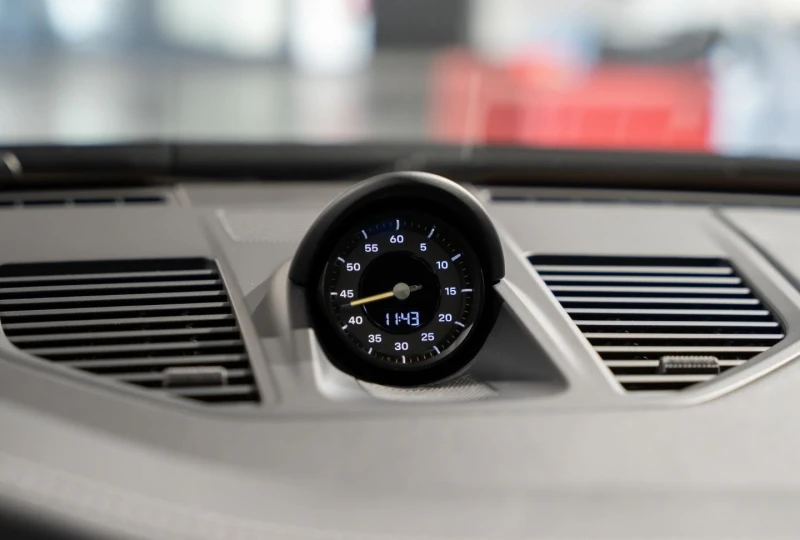 Porsche 911 992 GT3 RS/CLUBSPORT/CERAMIC/BOSE/SPORT CHRONO/, снимка 14 - Автомобили и джипове - 51929982