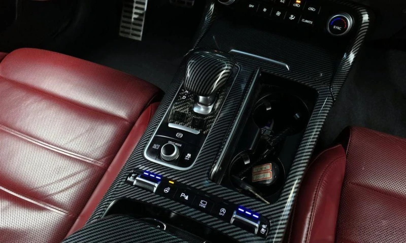 Kia Stinger 3.3 Turbo AWD * НАЙ-ДОБРА ЦЕНА В БЪЛГАРИЯ* , снимка 9 - Автомобили и джипове - 51966924