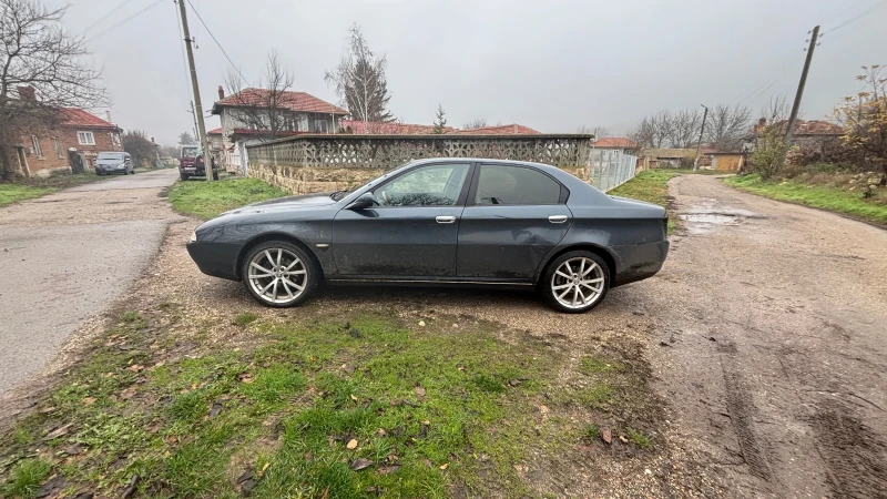 Alfa Romeo 166 2.4 JTD, снимка 3 - Автомобили и джипове - 52572106