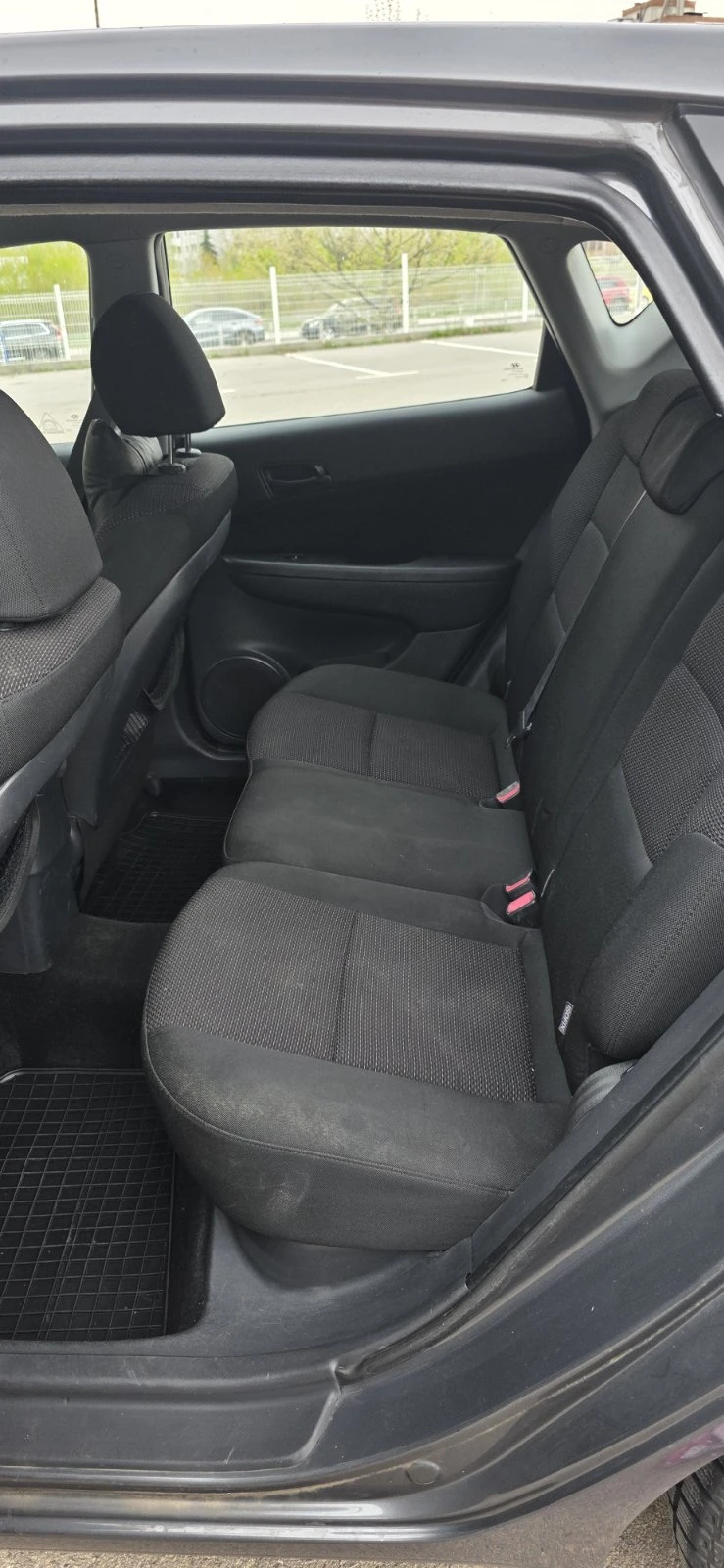 Hyundai I30 CRDI, снимка 11 - Автомобили и джипове - 54257814