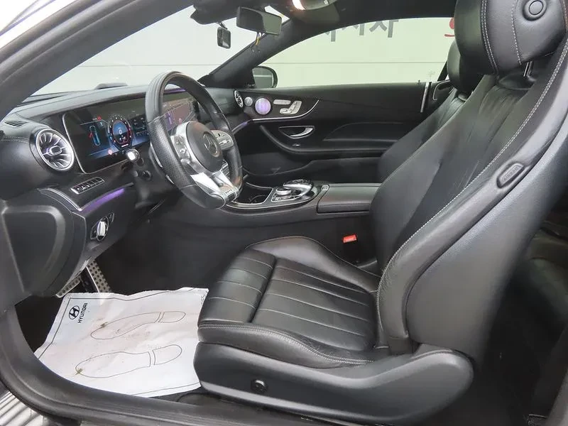 Mercedes-Benz E 220 D Coupe, снимка 5 - Автомобили и джипове - 56092867