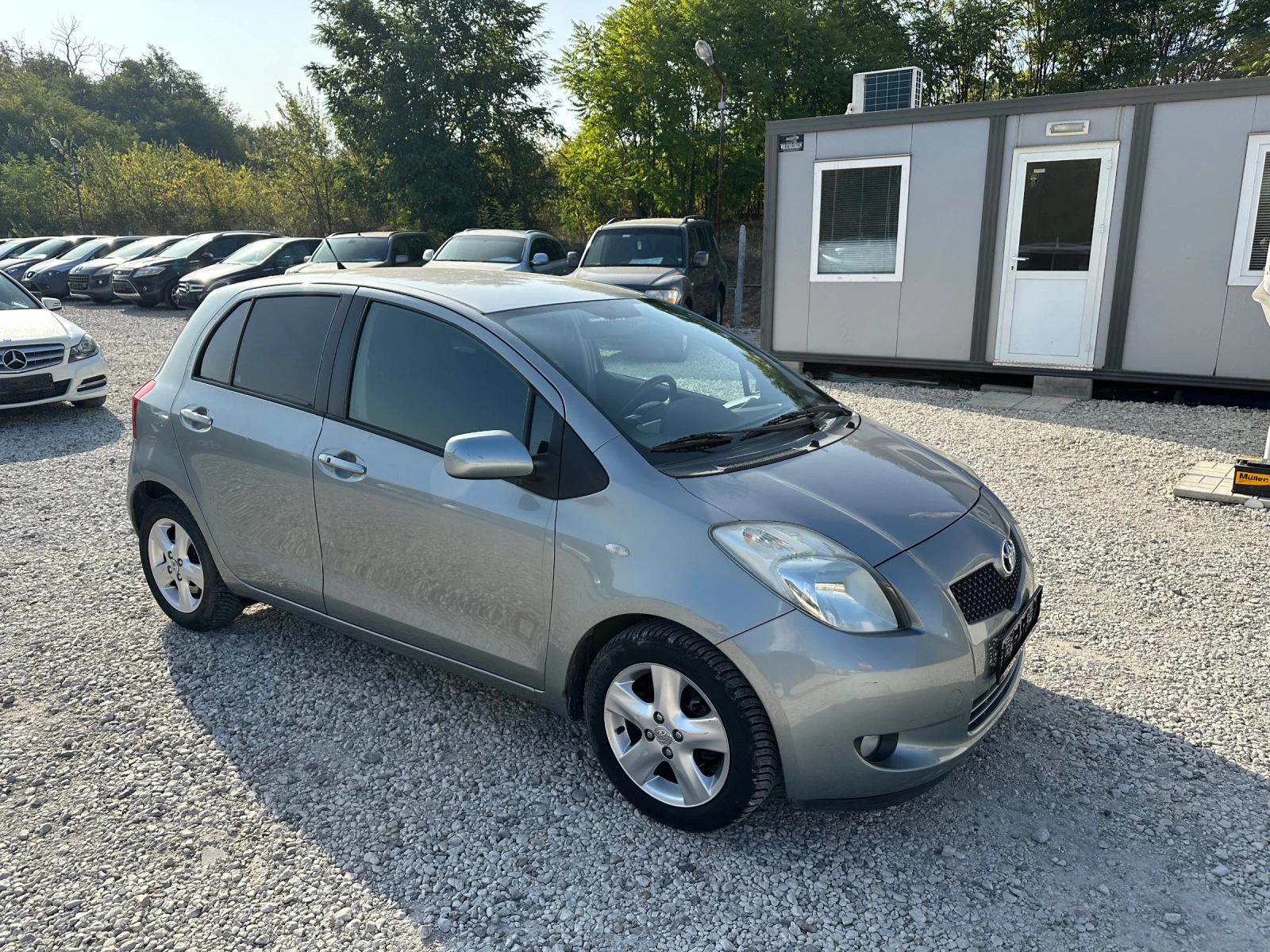 Toyota Yaris 1.3vvt-i * 118000km* UNIKAT*  | Mobile.bg   12
