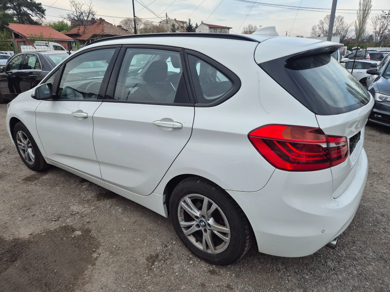 BMW 2 Active Tourer 216D/82000km - изображение 4