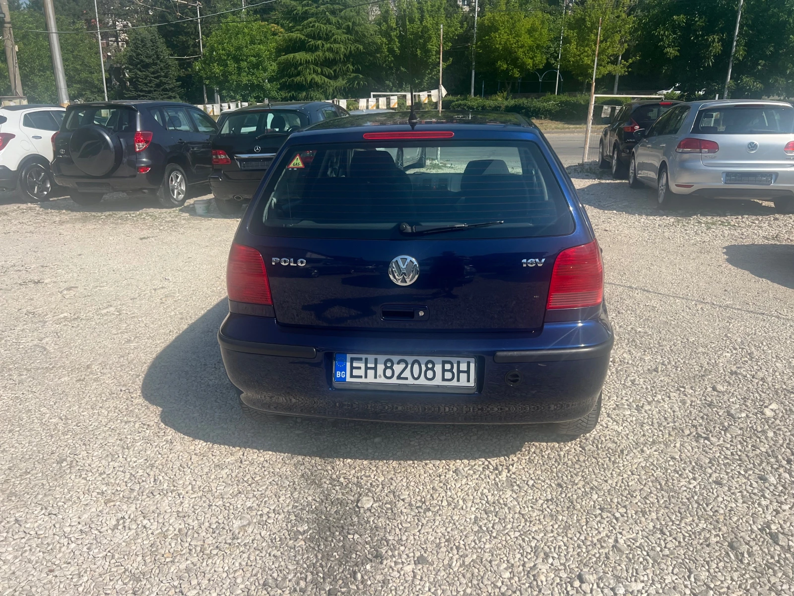 VW Polo 1, 4 Газ-Бензин - изображение 5