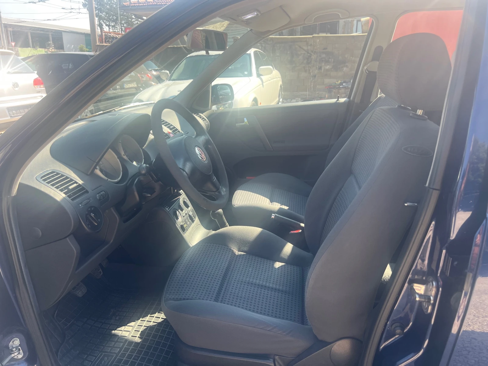 VW Polo 1, 4 Газ-Бензин - изображение 10