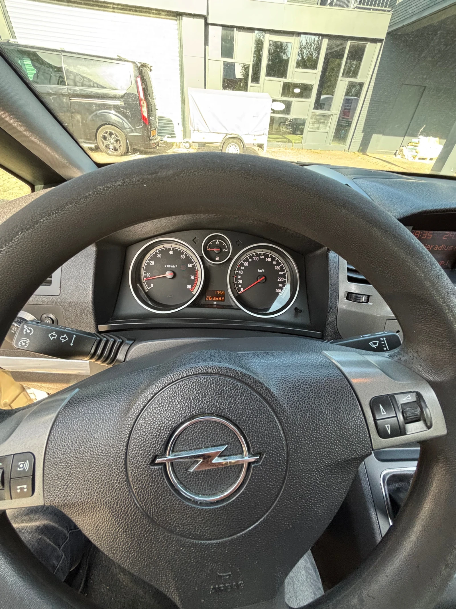 Opel Zafira  - изображение 8