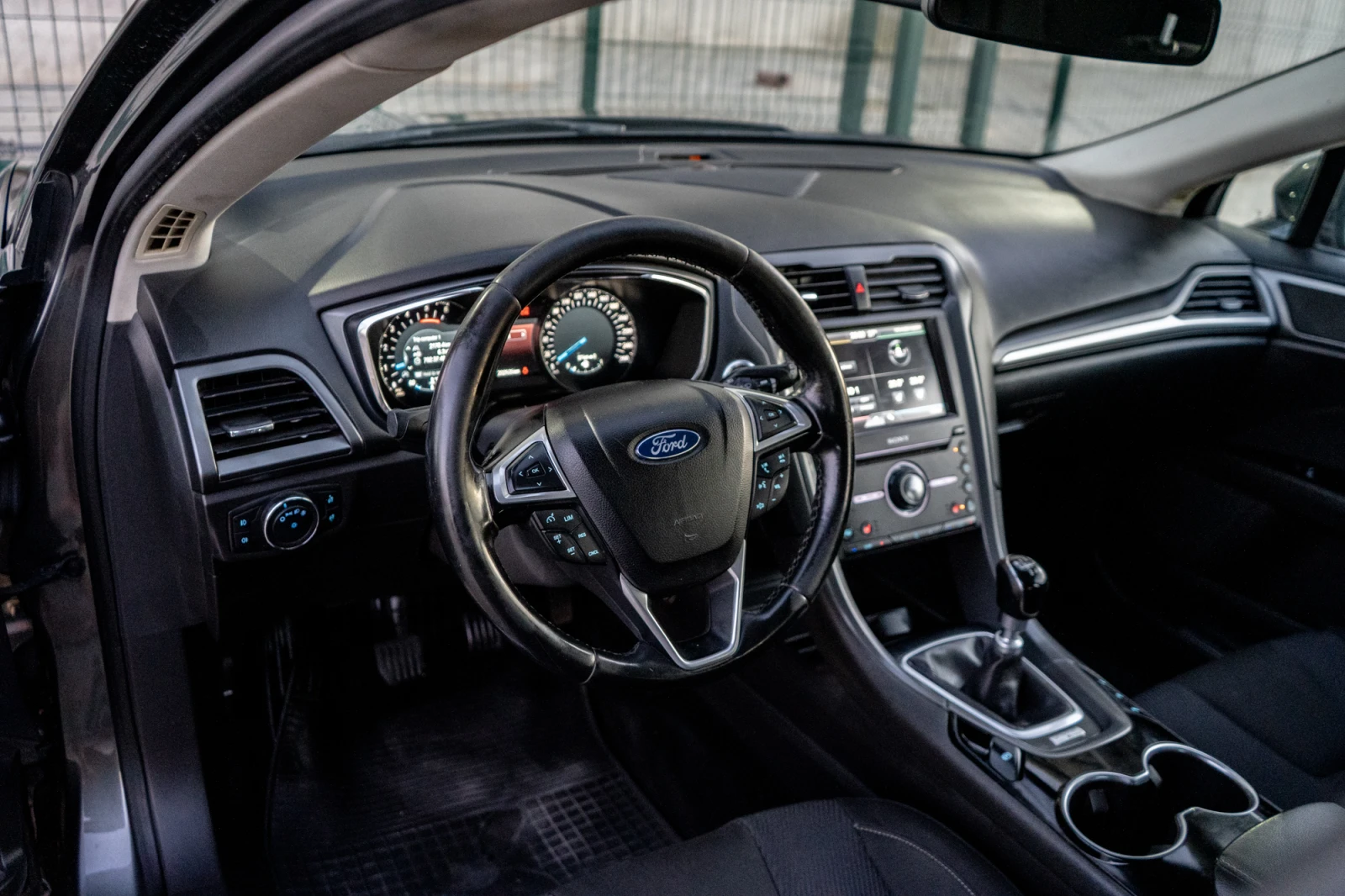 Ford Mondeo  - изображение 9