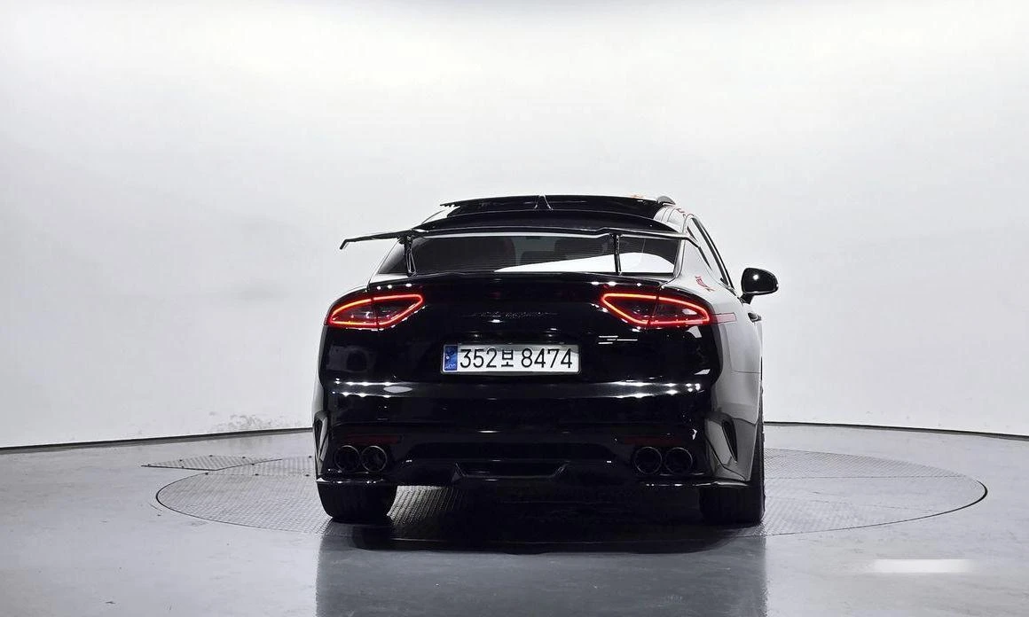 Kia Stinger 3.3 Turbo AWD * НАЙ-ДОБРА ЦЕНА В БЪЛГАРИЯ*  - изображение 4