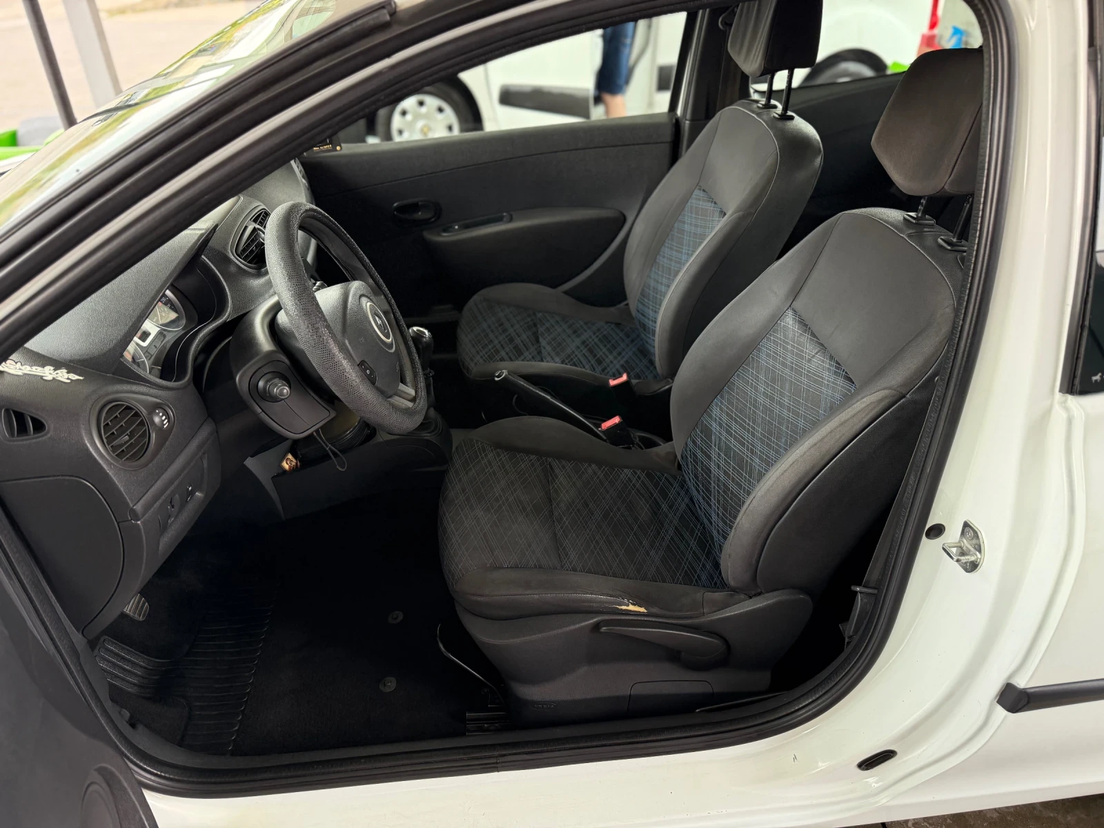 Renault Clio  - изображение 7