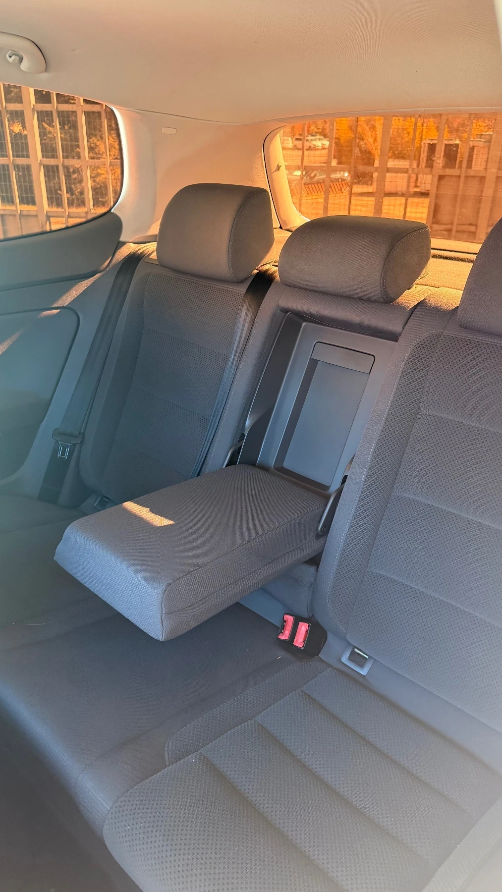 VW Golf 1.6 FSI | Mobile.bg � ����������� 10