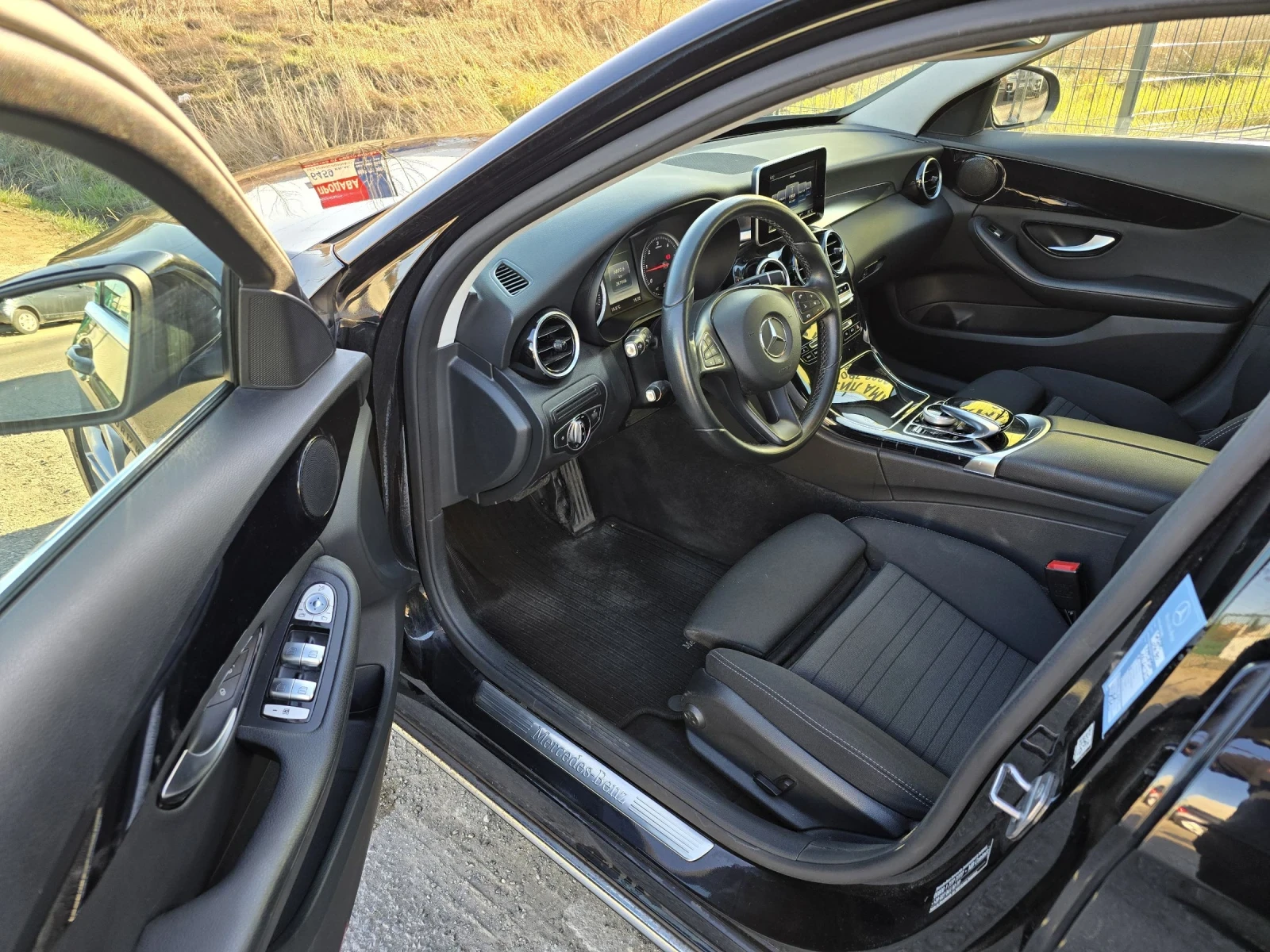 Mercedes-Benz C 220 SPORT, снимка 7 - Автомобили и джипове - 53801083