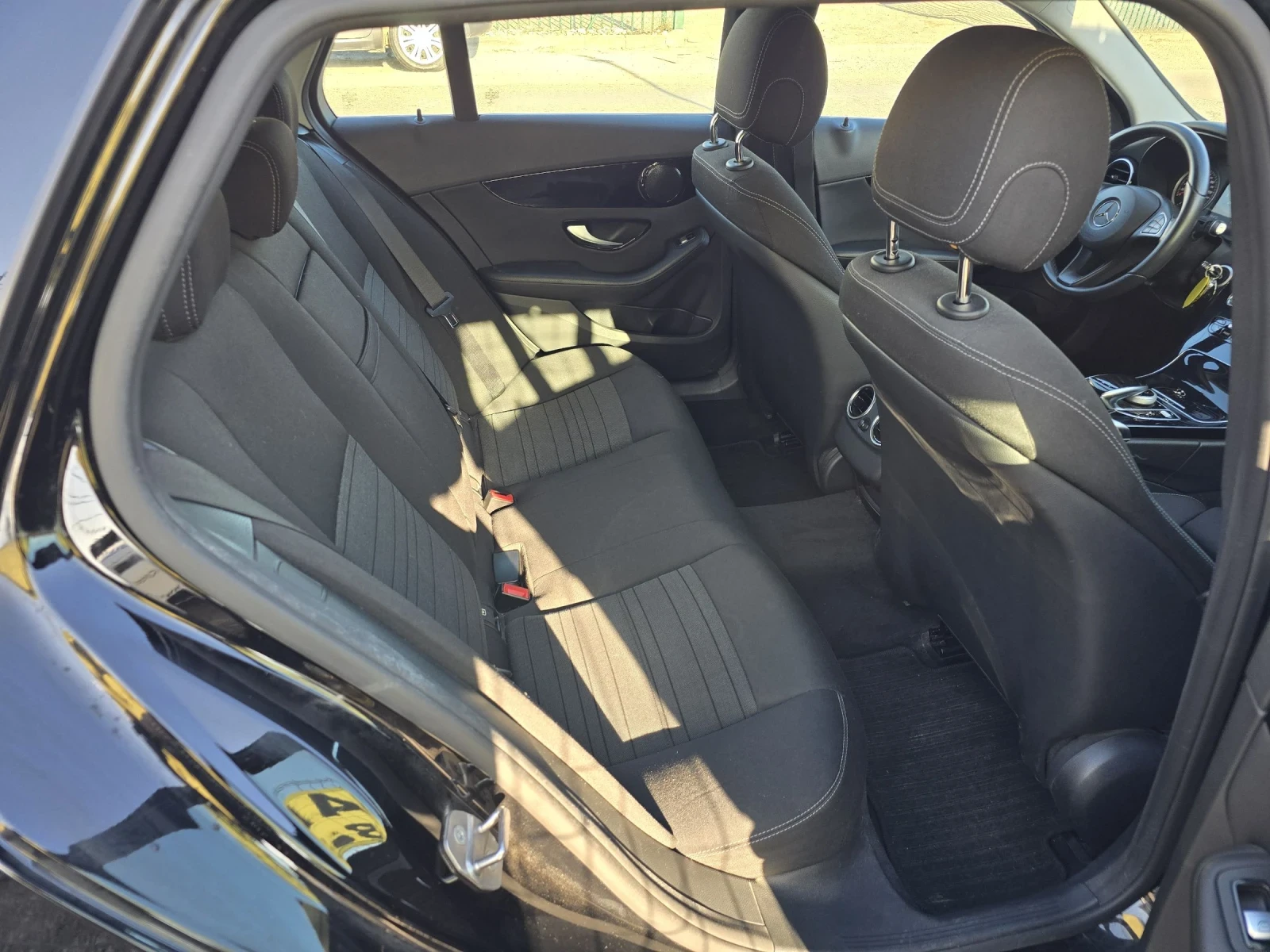 Mercedes-Benz C 220 SPORT, снимка 11 - Автомобили и джипове - 53801083