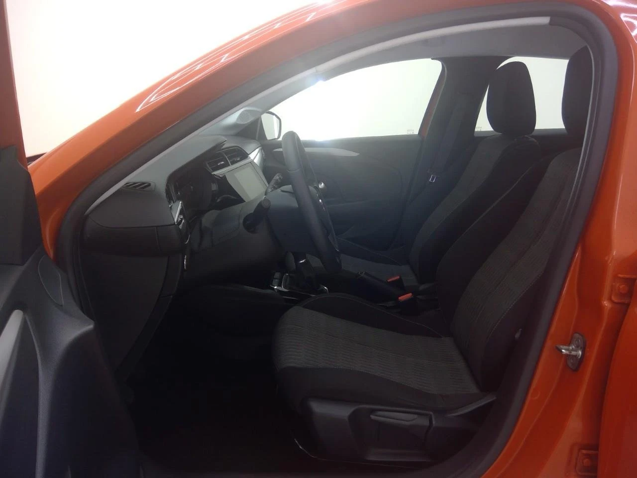 Opel Corsa  1.2 Edition, снимка 5 - Автомобили и джипове - 54026089