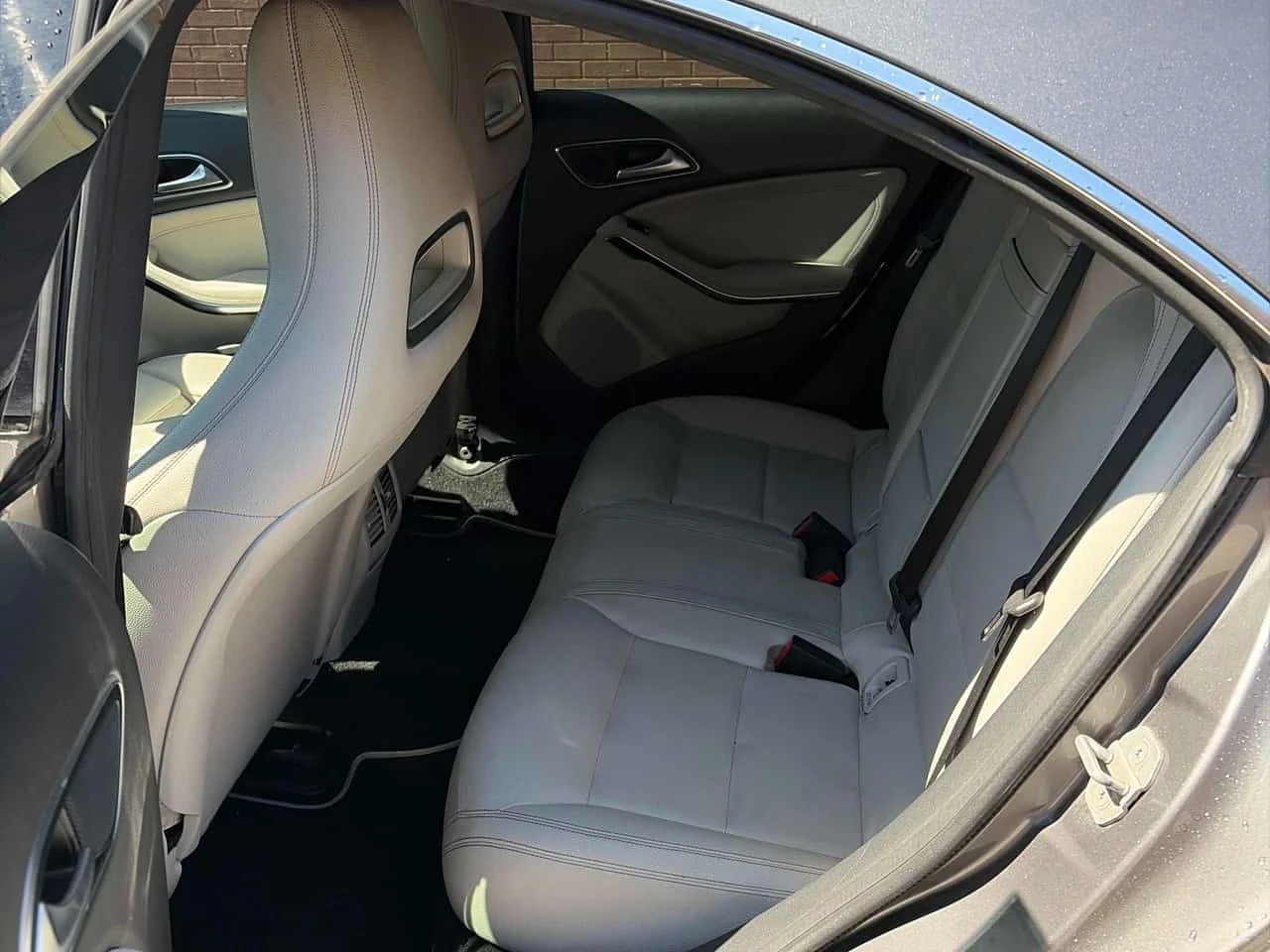 Mercedes-Benz CLA 250 4MATIC* ПОДГРЕВИ* ПАНОРАМА* , снимка 10 - Автомобили и джипове - 54197878