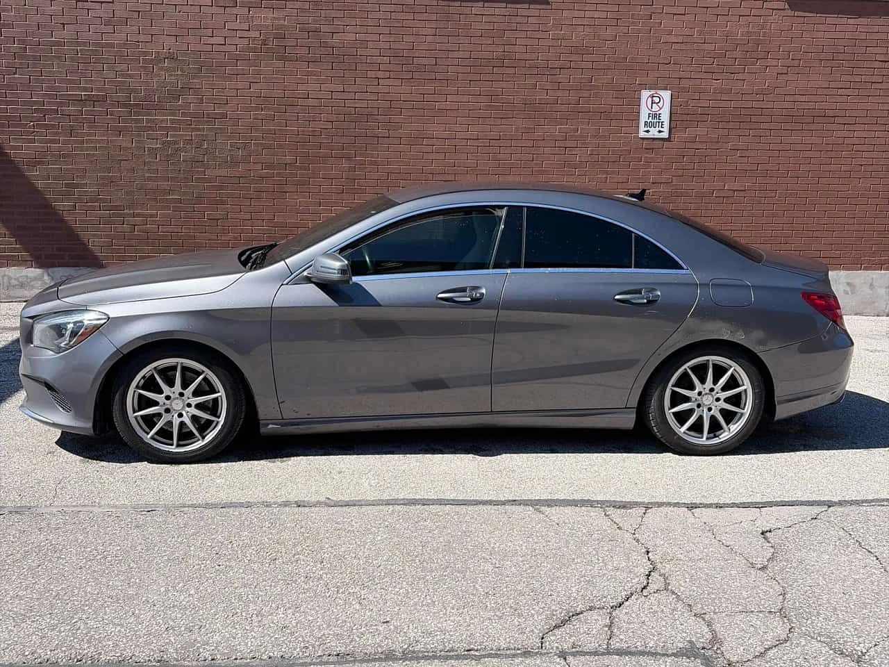 Mercedes-Benz CLA 250 4MATIC* ПОДГРЕВИ* ПАНОРАМА* , снимка 2 - Автомобили и джипове - 54197878