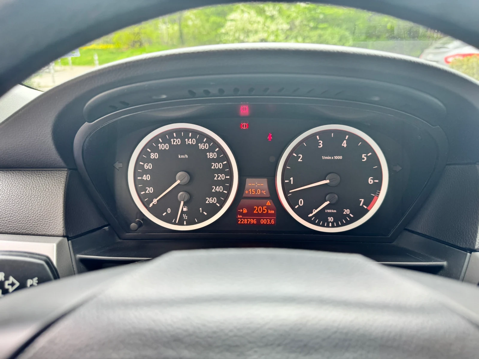 BMW 520 2.0i!Газова уредба!, снимка 11 - Автомобили и джипове - 54255876