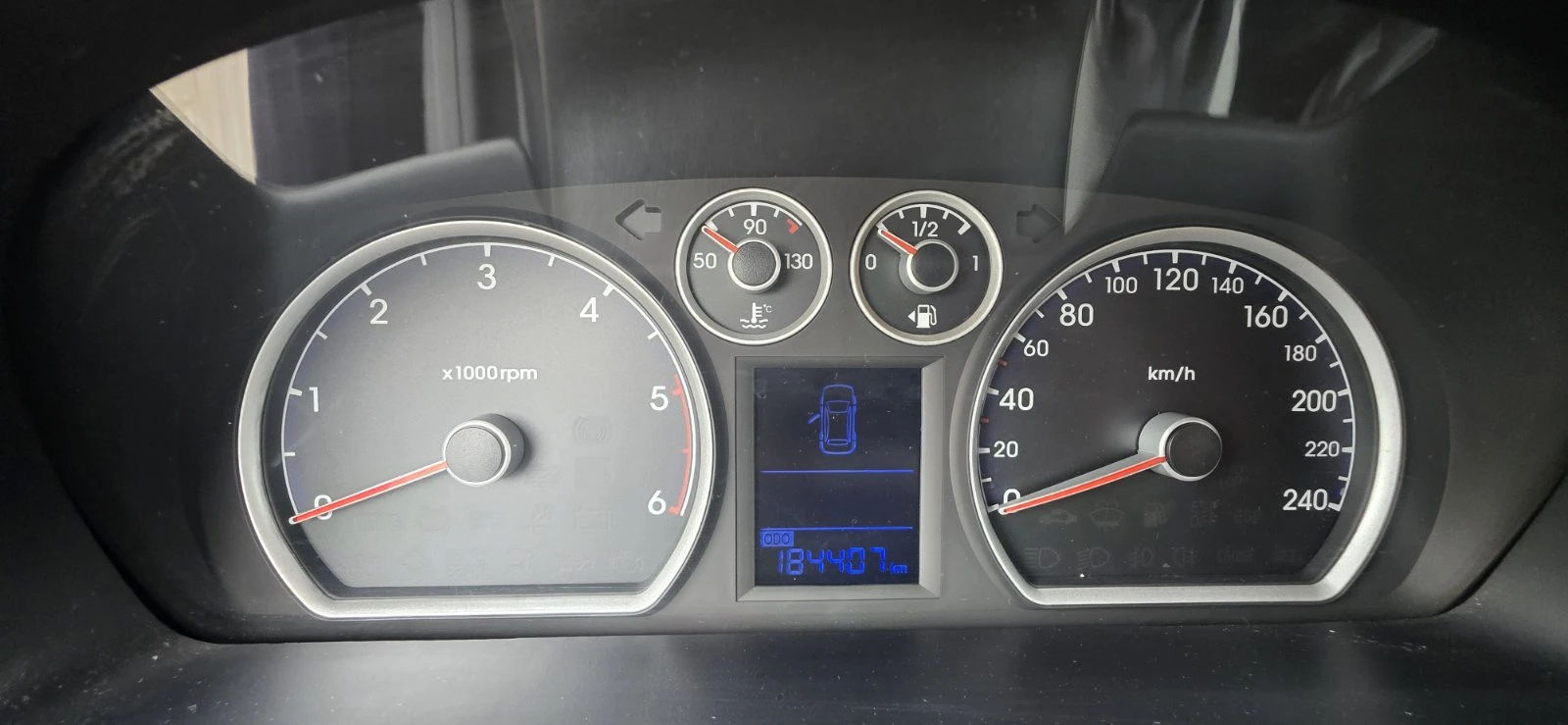 Hyundai I30 CRDI, снимка 13 - Автомобили и джипове - 54257814