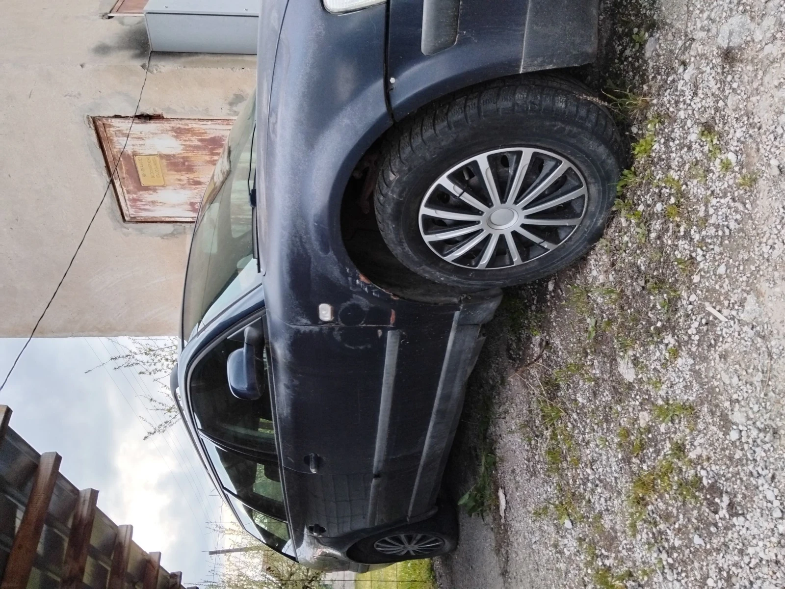 VW Passat 1, 8, снимка 3 - Автомобили и джипове - 54894911