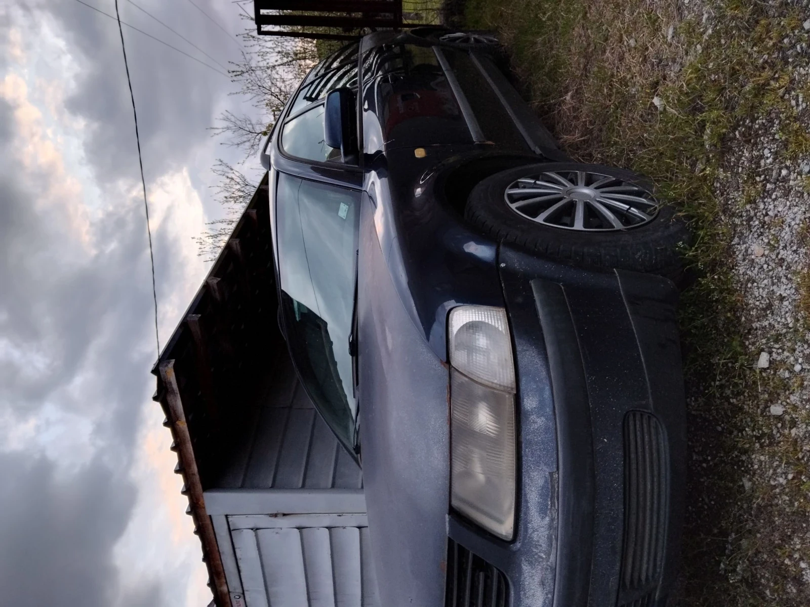 VW Passat 1, 8, снимка 2 - Автомобили и джипове - 54894911