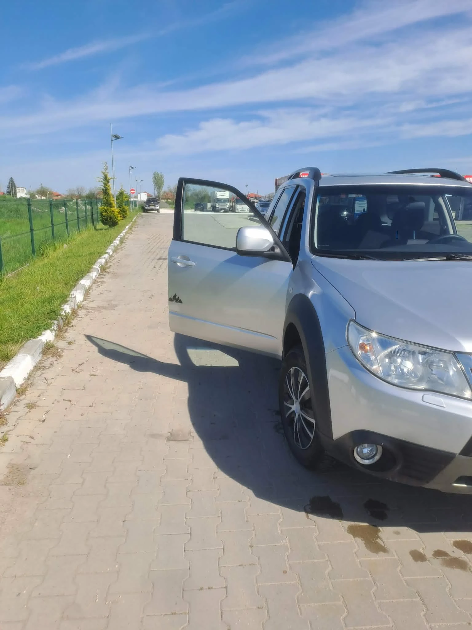 Subaru Forester 2.0, снимка 6 - Автомобили и джипове - 54321983
