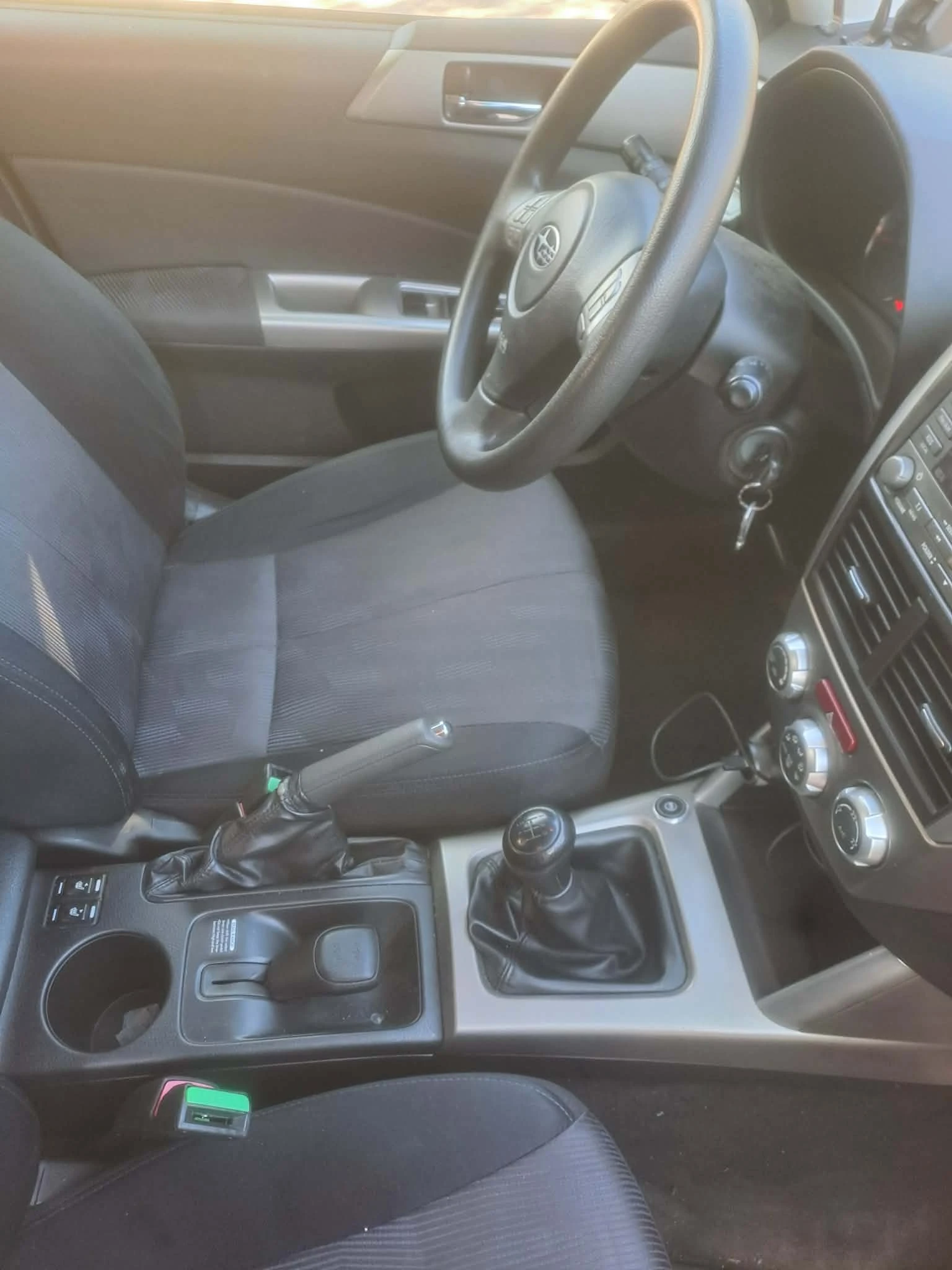 Subaru Forester 2.0, снимка 7 - Автомобили и джипове - 54321983