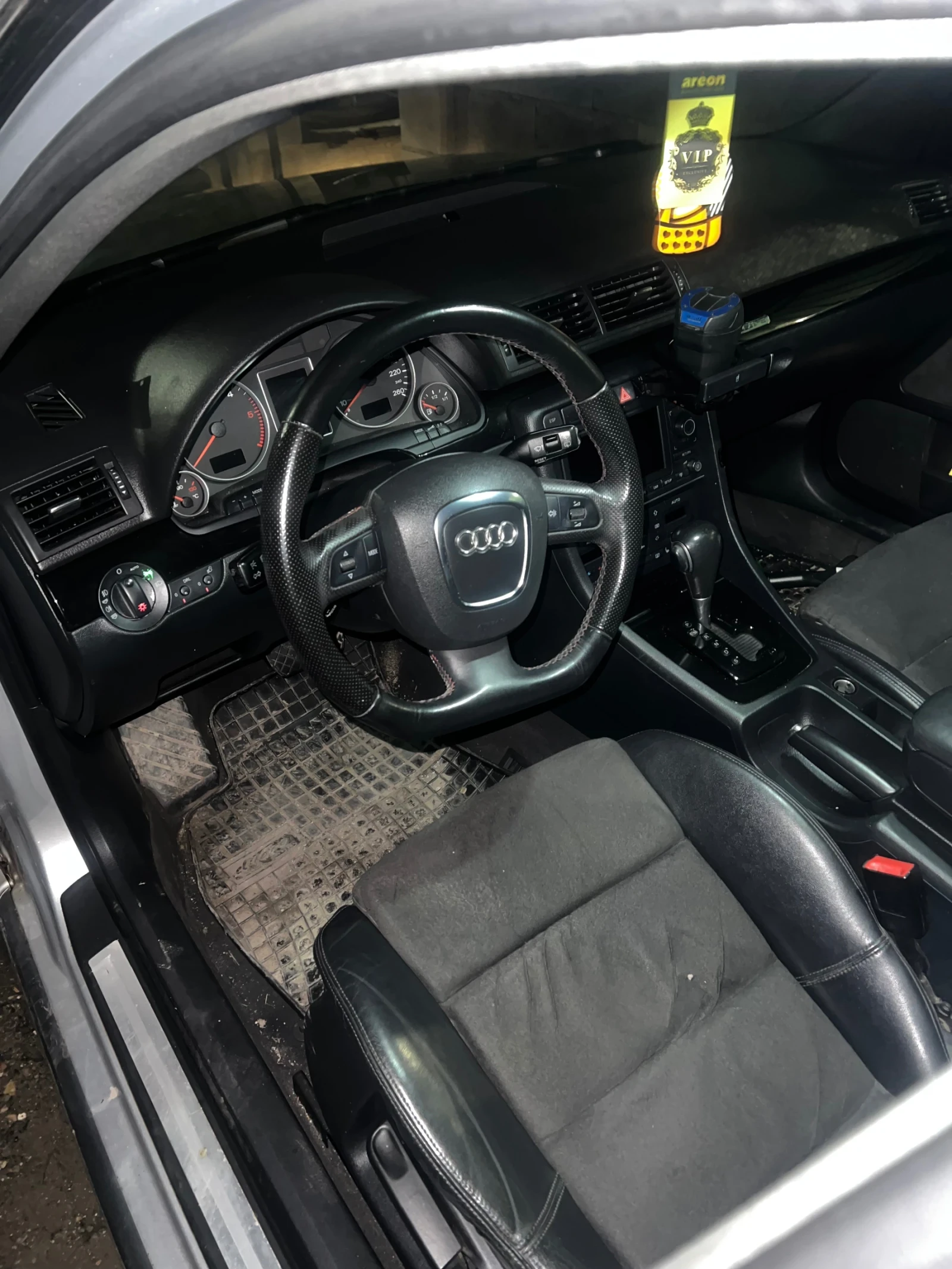 Audi A4 3.0 tdi 233 k.c, снимка 11 - Автомобили и джипове - 54367435
