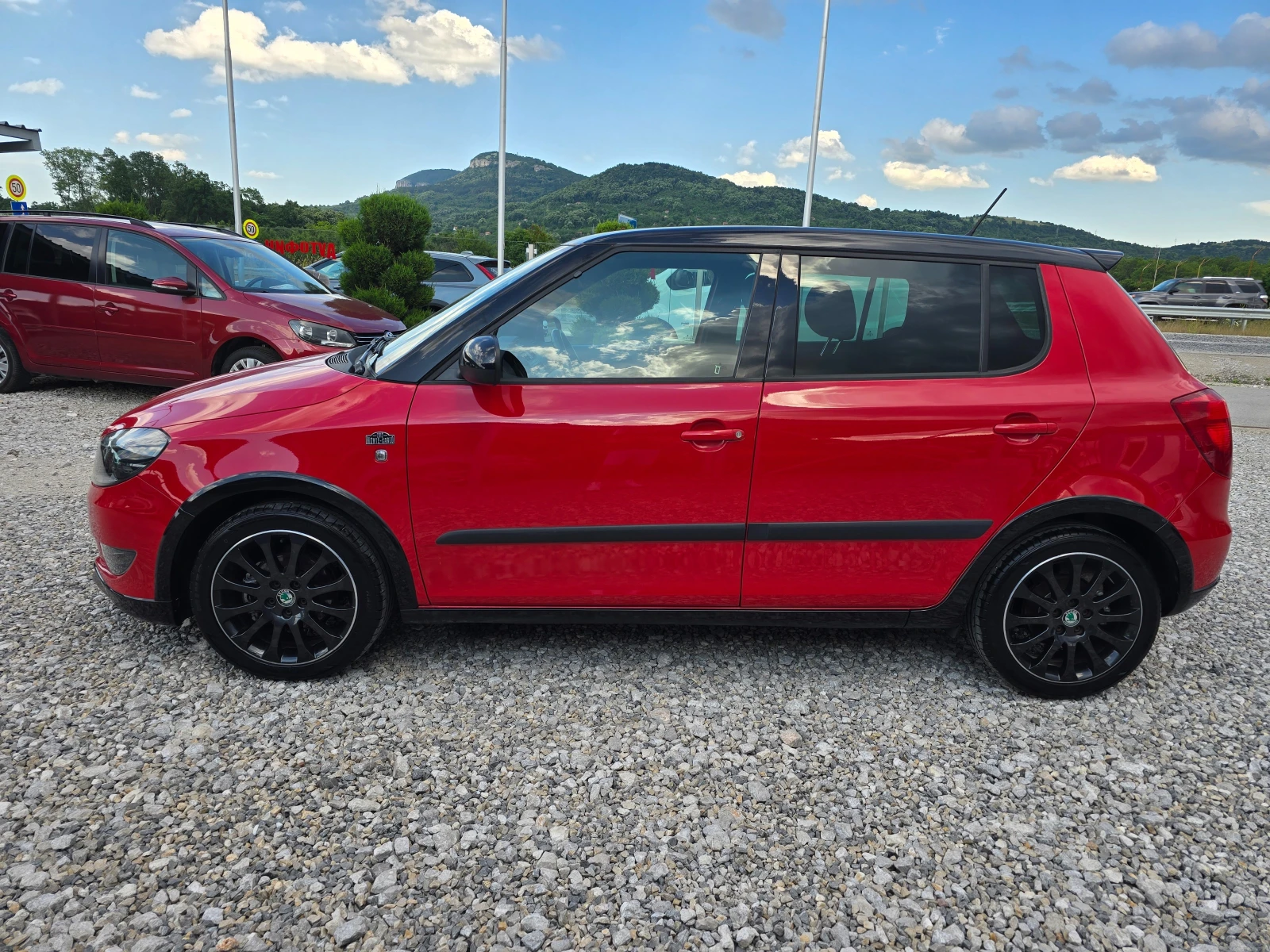 Skoda Fabia 1.2 БЕНЗИН MONTE CARLO ! ! РЕАЛНИ КИЛОМЕТРИ , снимка 2 - Автомобили и джипове - 54863546