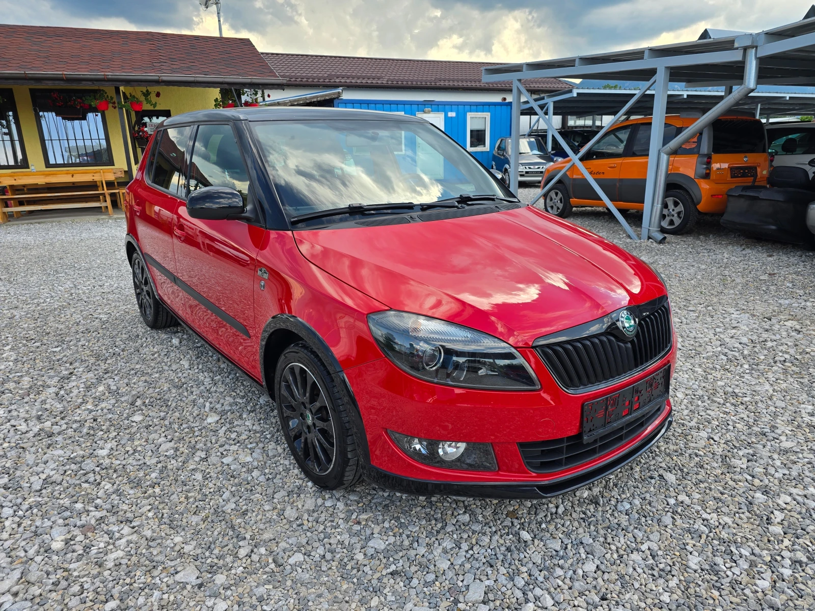 Skoda Fabia 1.2 БЕНЗИН MONTE CARLO ! ! РЕАЛНИ КИЛОМЕТРИ , снимка 7 - Автомобили и джипове - 54863546