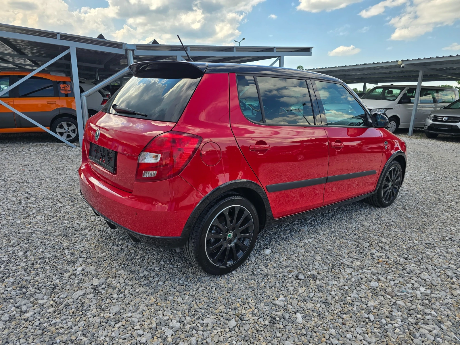Skoda Fabia 1.2 БЕНЗИН MONTE CARLO ! ! РЕАЛНИ КИЛОМЕТРИ , снимка 5 - Автомобили и джипове - 54863546