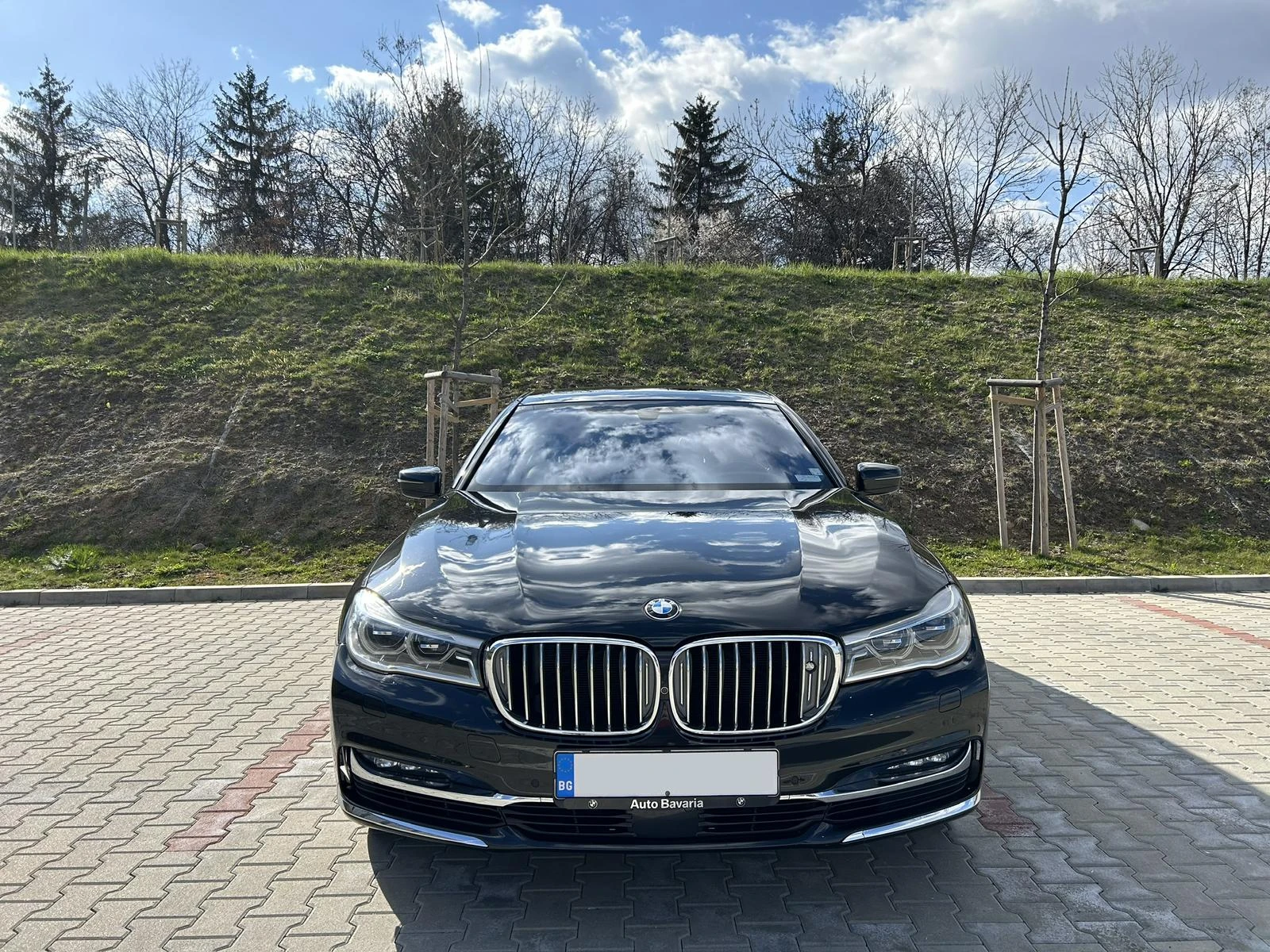 BMW 750 750 LI xDrive, снимка 2 - Автомобили и джипове - 54991616
