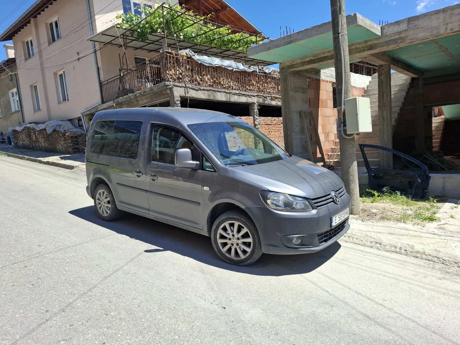 VW Caddy