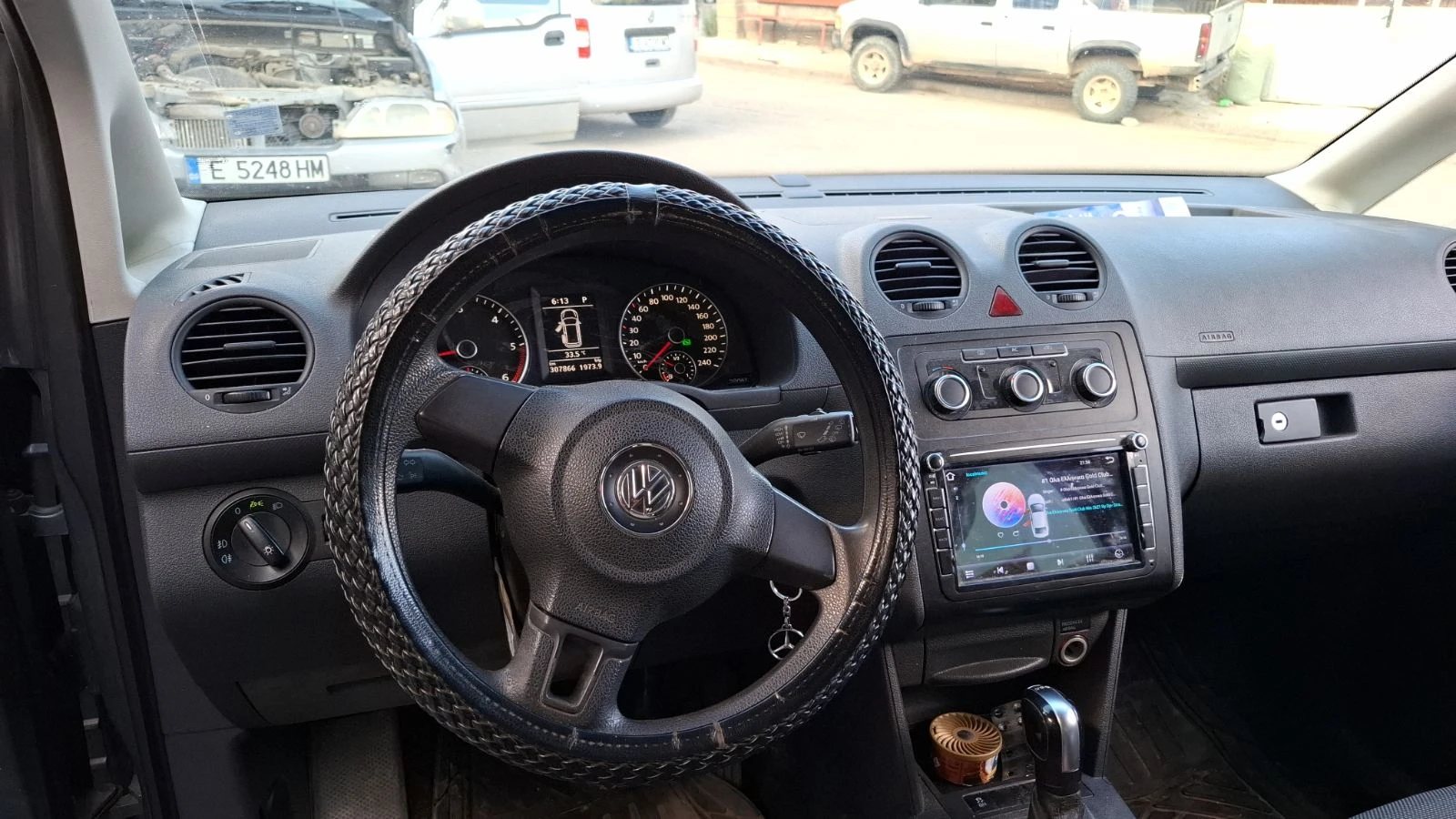 VW Caddy, снимка 6 - Автомобили и джипове - 55124864