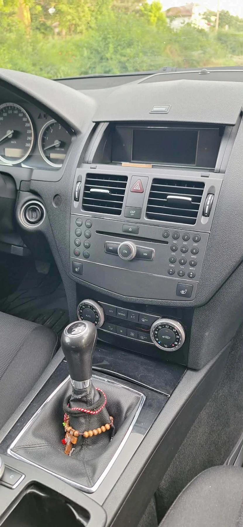 Mercedes-Benz C 200, снимка 8 - Автомобили и джипове - 55262933