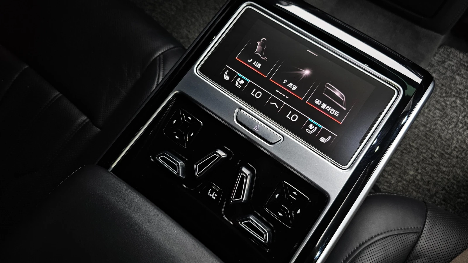 Audi A8 * ТЕЛЕВИЗОРИ * ОБДУХВАНЕ * ХЕД-ЪП * ДИСТРОНИК * , снимка 9 - Автомобили и джипове - 55380498