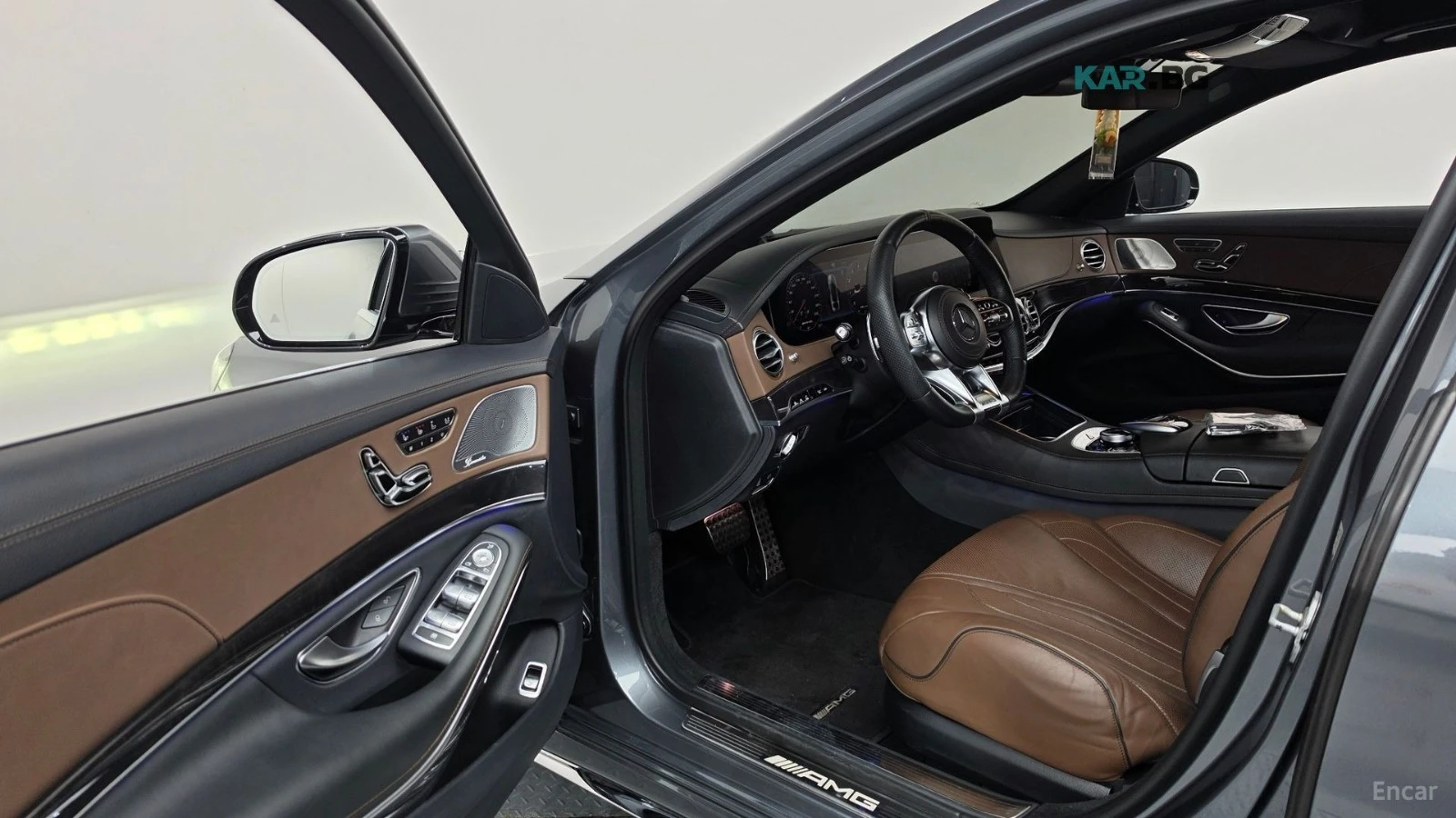 Mercedes-Benz S 63 AMG 4MATIC* BURMESTER* 360* МАСАЖИ* ОБДУХВАНЕ* HUD* , снимка 8 - Автомобили и джипове - 55738575