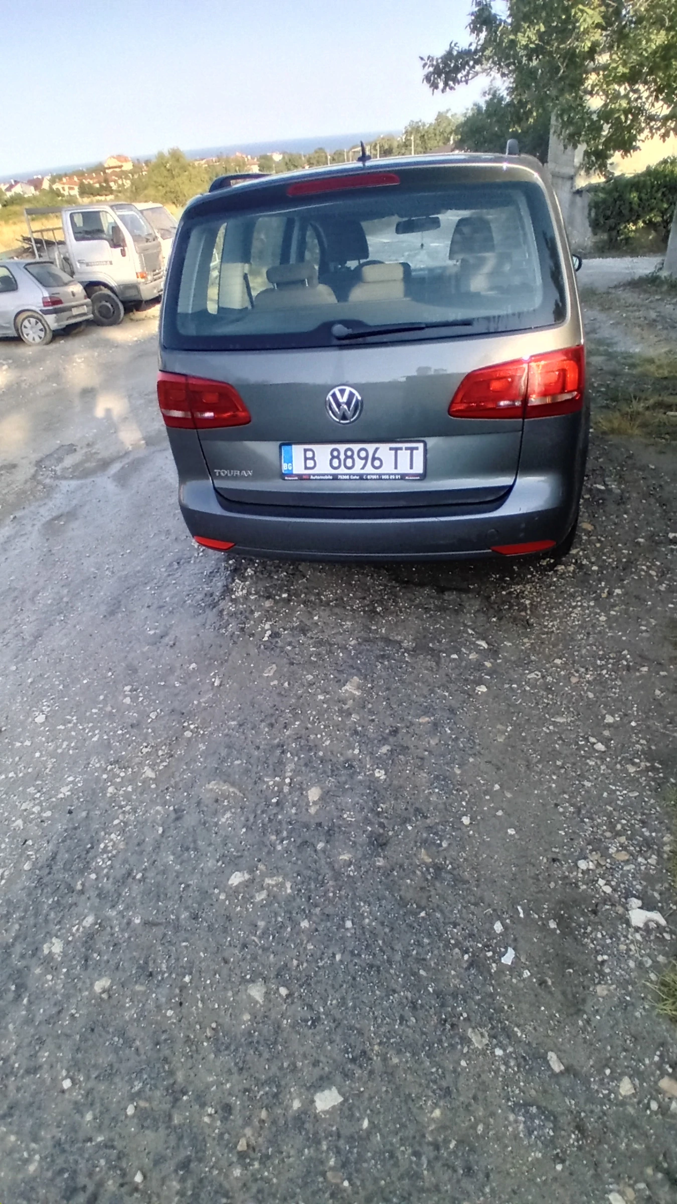 VW Touran, снимка 5 - Автомобили и джипове - 56346578