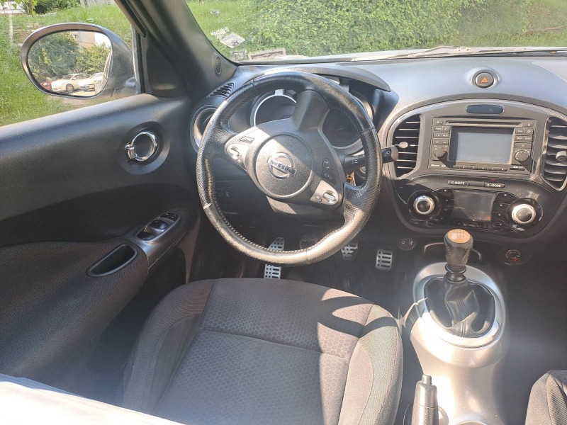 Nissan Juke 1.6 i, снимка 12 - Автомобили и джипове - 46144451