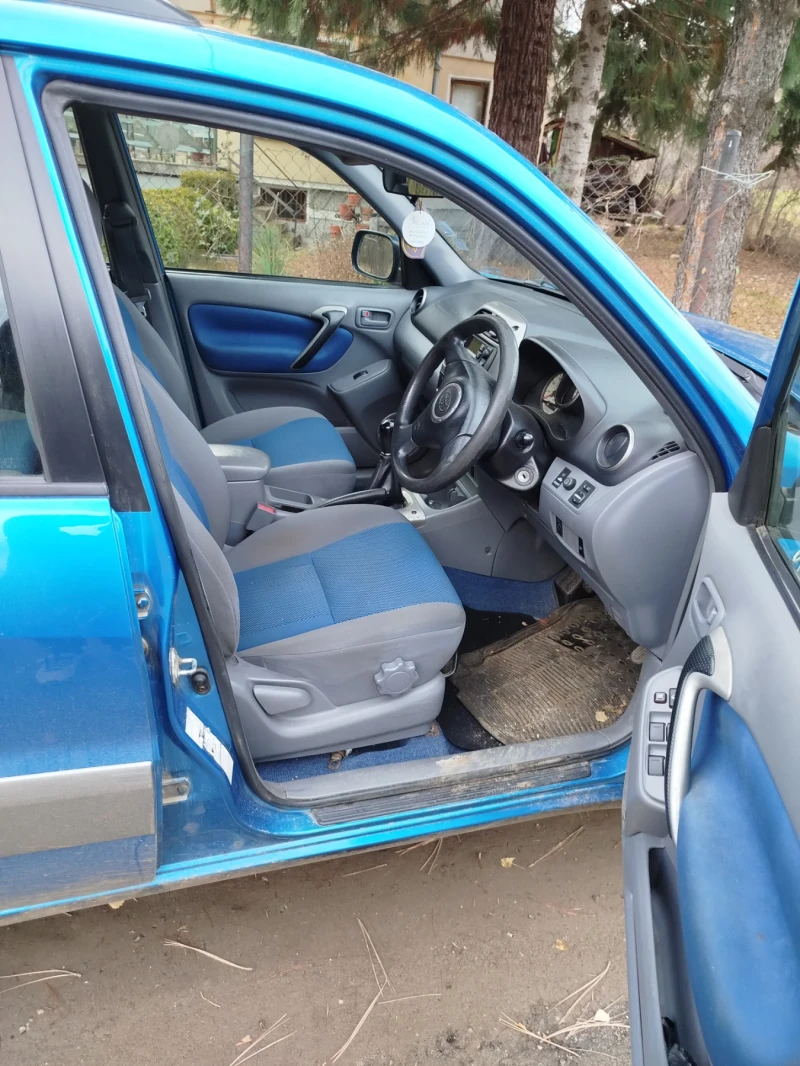 Toyota Rav4 2000 кубика , снимка 9 - Автомобили и джипове - 48043889