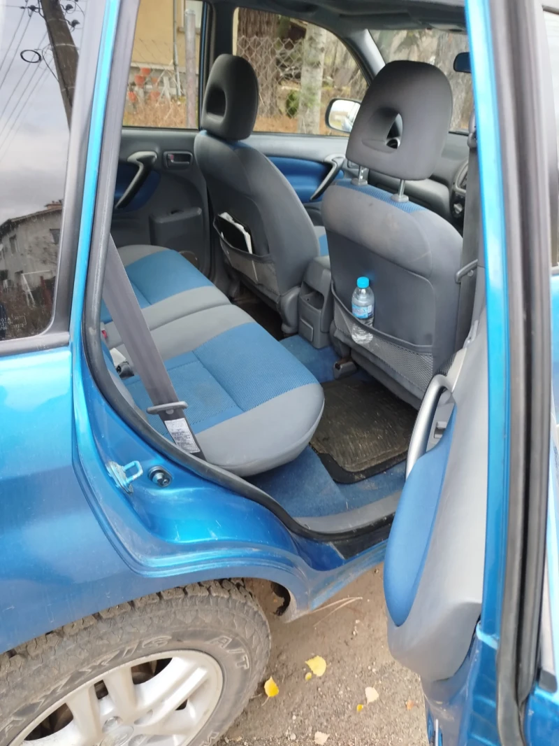 Toyota Rav4 2000 кубика , снимка 8 - Автомобили и джипове - 48043889