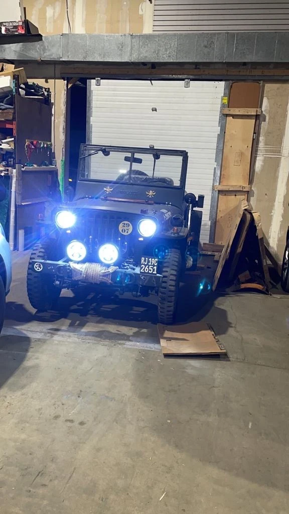 Jeep Wrangler  - изображение 2