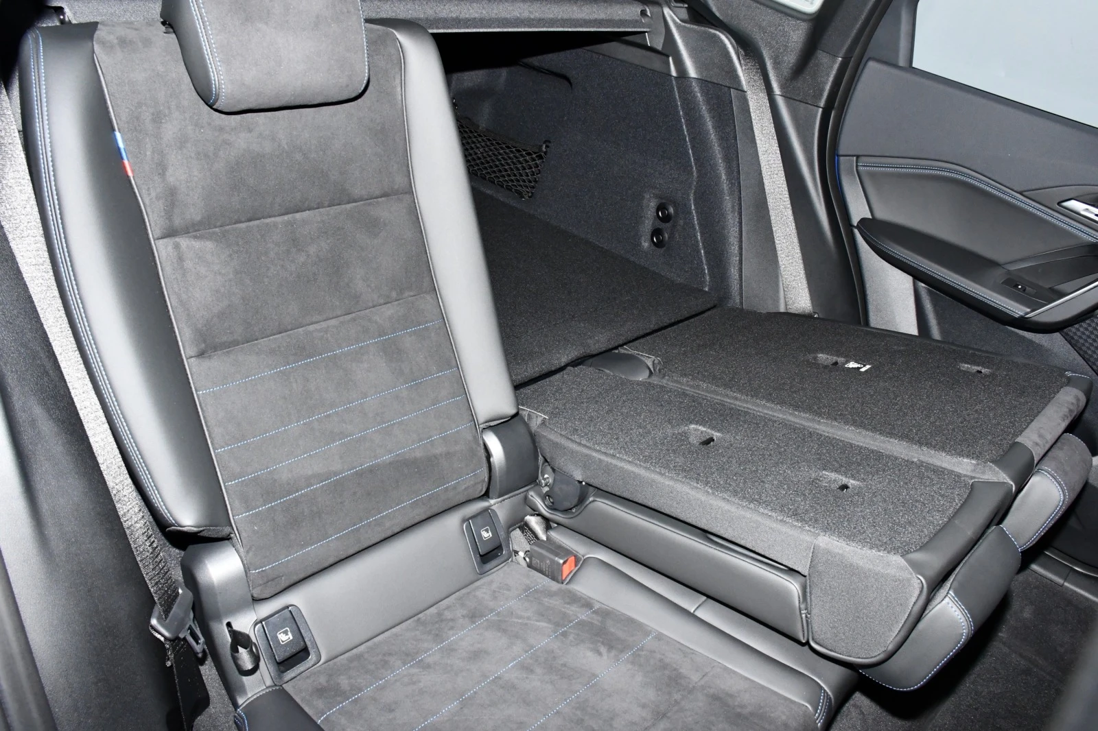 BMW X1 sDrive18d M Sport HuD | Mobile.bg   16