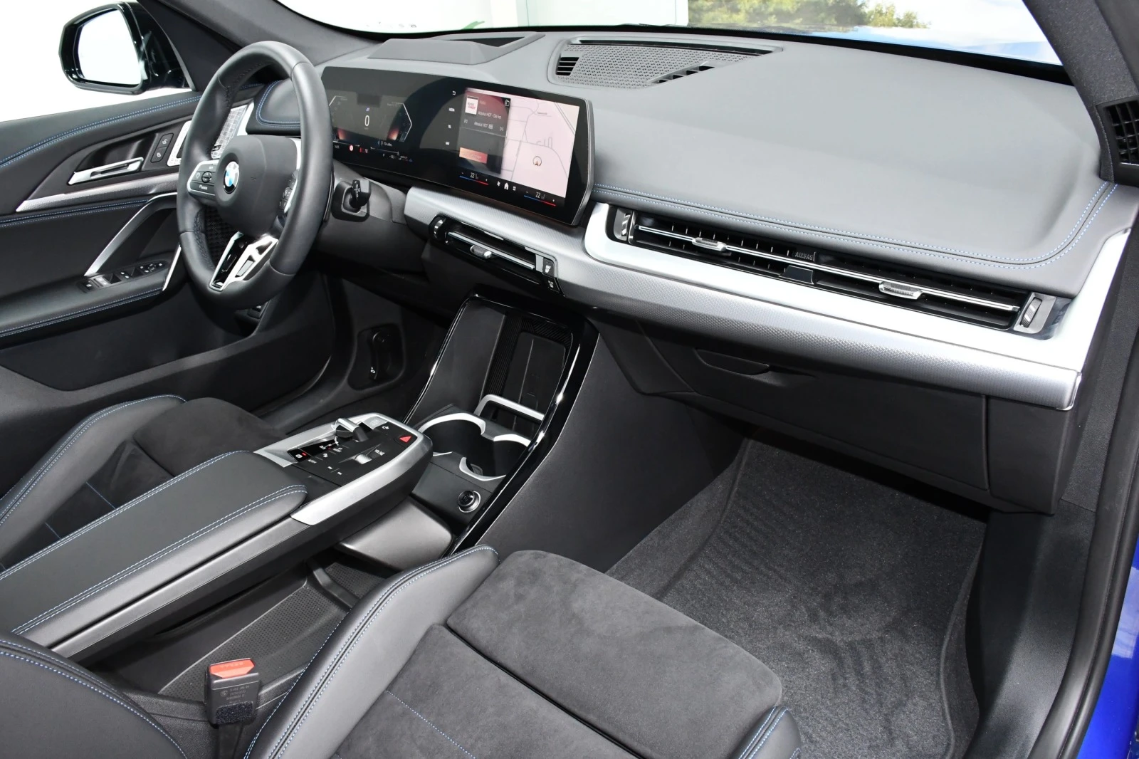 BMW X1 sDrive18d M Sport HuD | Mobile.bg   17